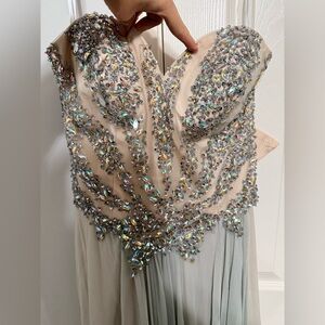 Terani Couture Glamour Gown in Cream